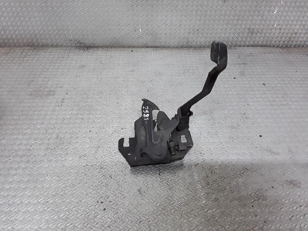 Engine bonnet/hood lock/catch – Chrysler Grand Voyager IV (2001-2007)