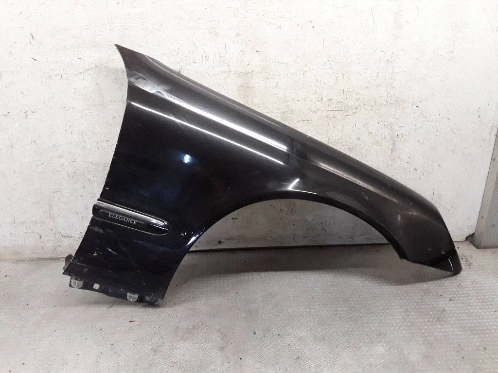 Fender – right