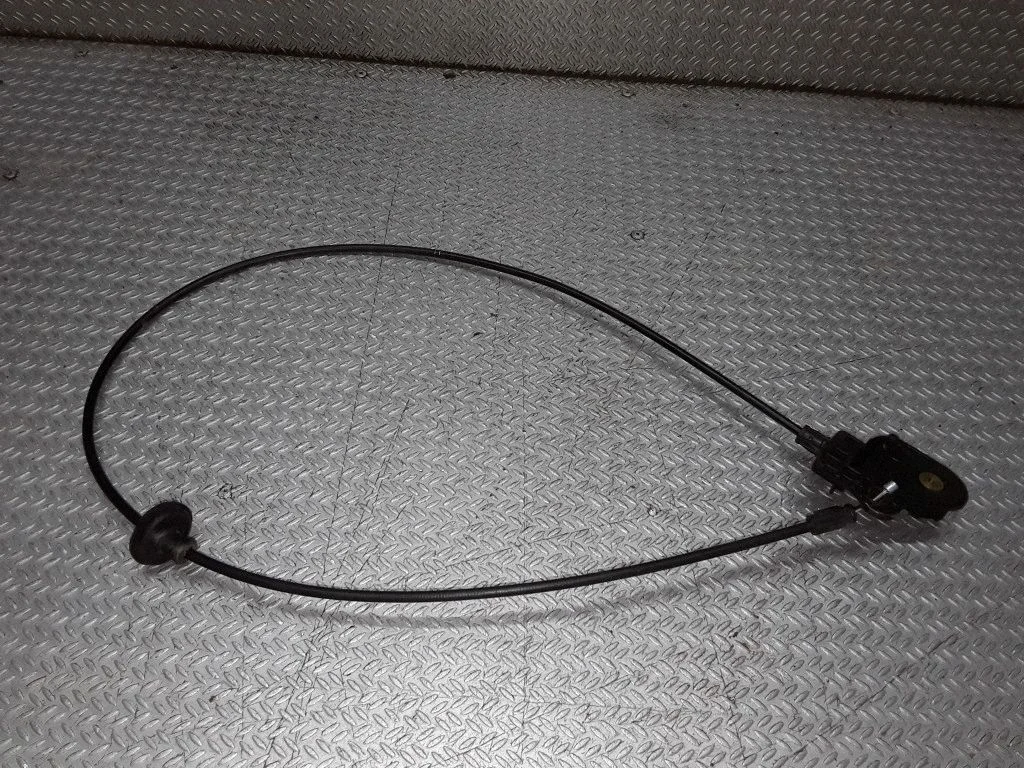 Engine bonnet/hood lock release cable