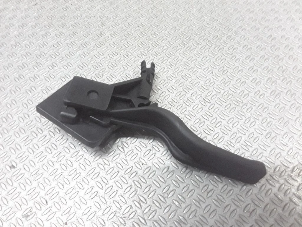 Engine bonnet (hood) release handle 218186591