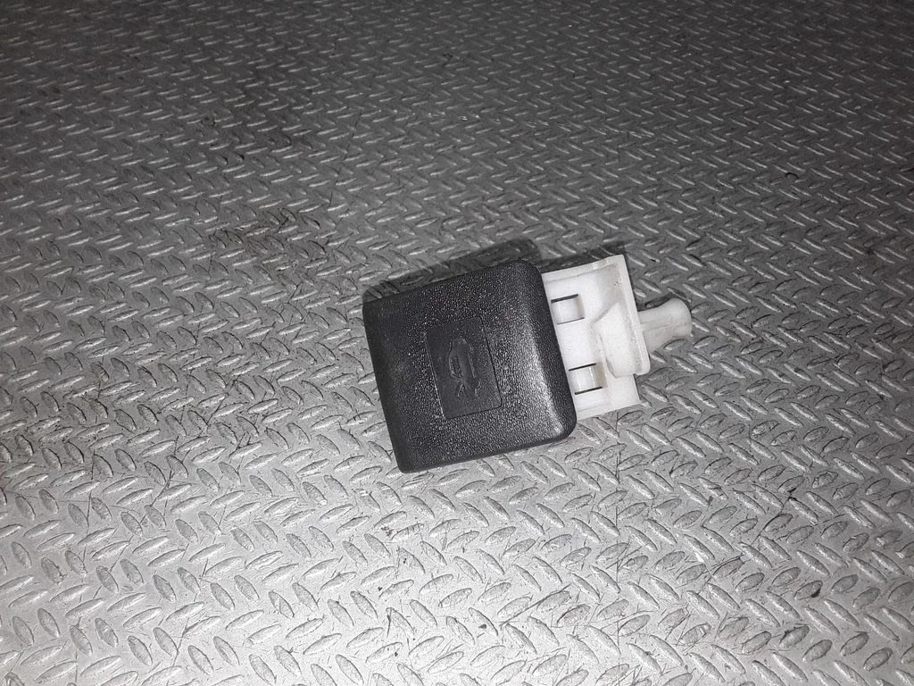 Engine bonnet (hood) release handle