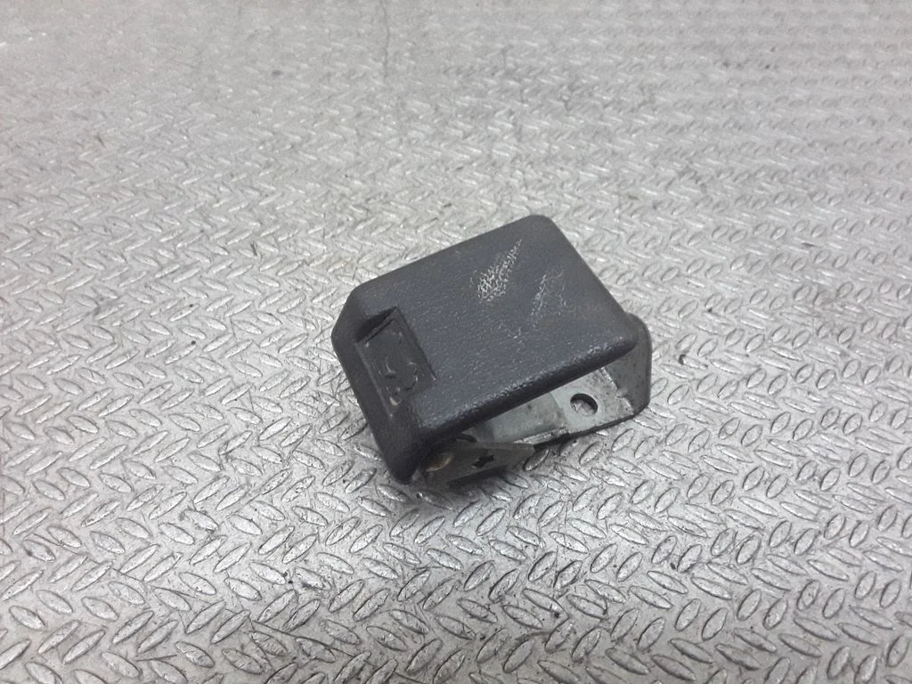 Engine bonnet (hood) release handle