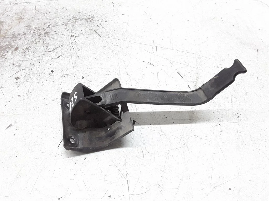Engine bonnet (hood) release handle 8200119676