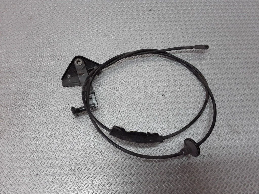 Engine bonnet (hood) release handle