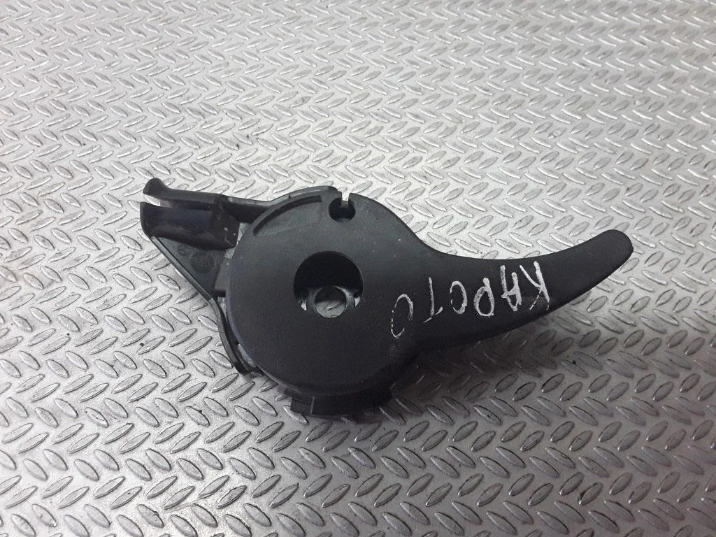 Engine bonnet (hood) release handle