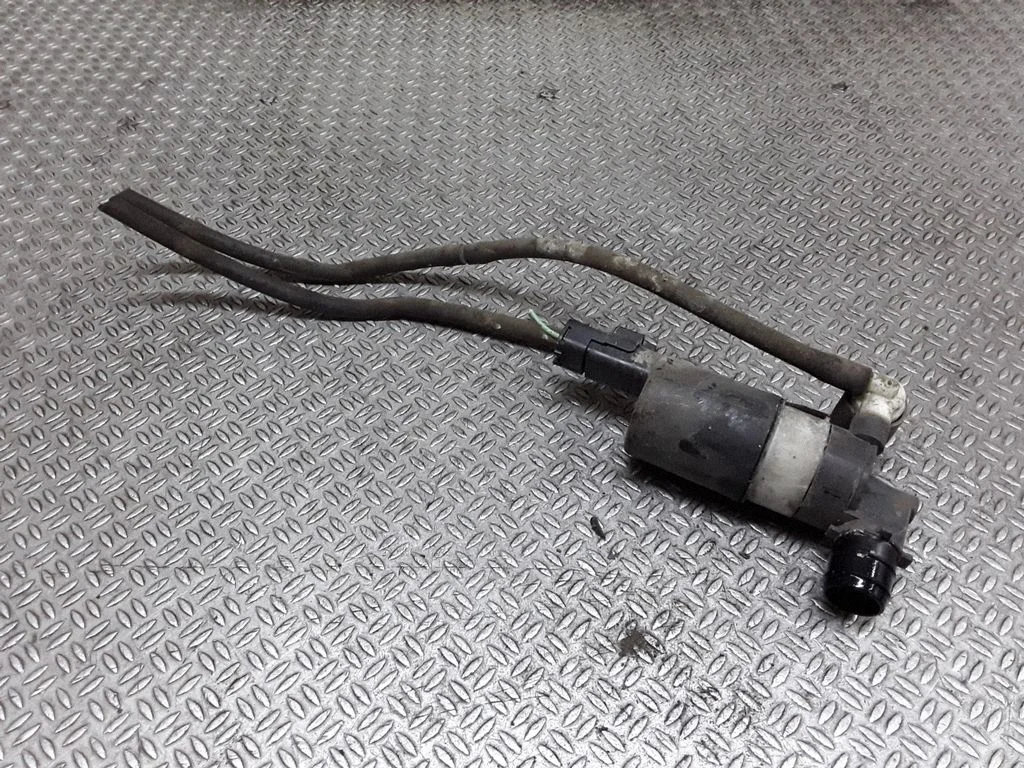 Windscreen/windshield washer pump