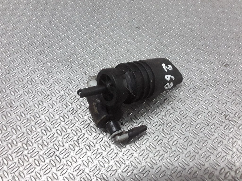 Windscreen/windshield washer pump