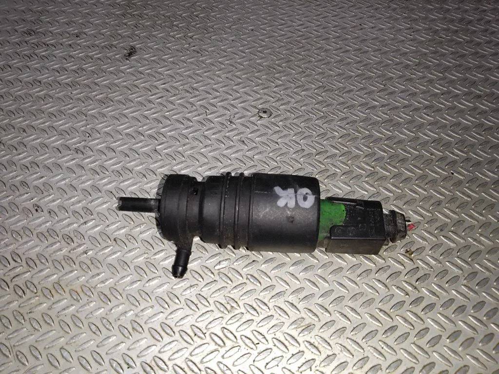 Windscreen/windshield washer pump