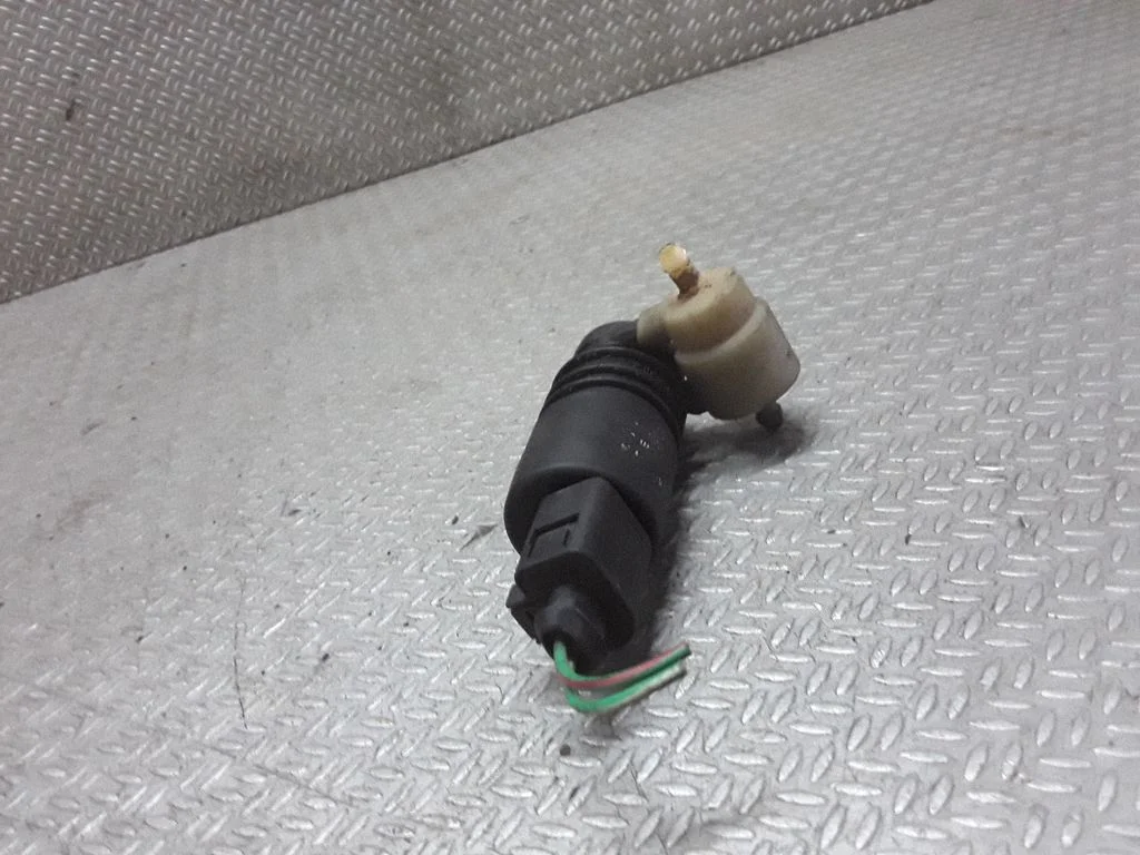 Windscreen/windshield washer pump