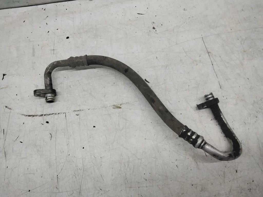 Air conditioning (A/C) pipe/hose