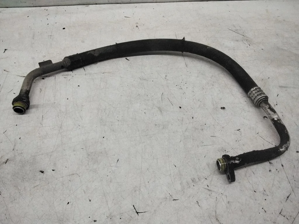 Air conditioning (A/C) pipe/hose