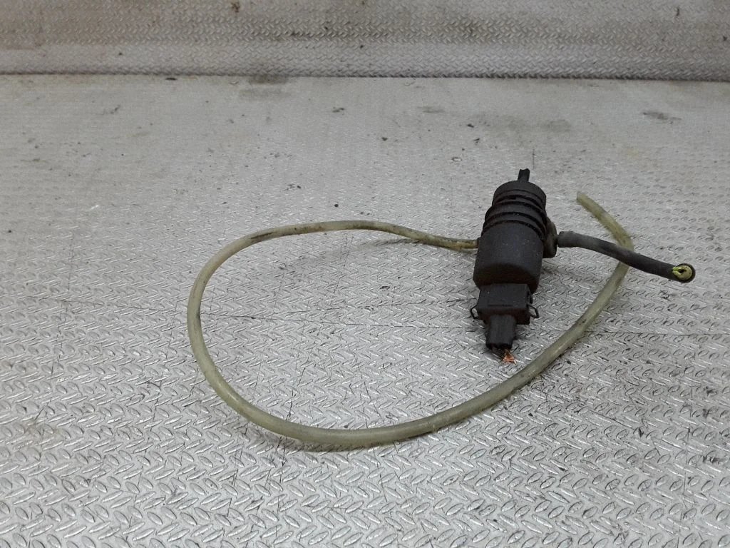 Windscreen/windshield washer pump