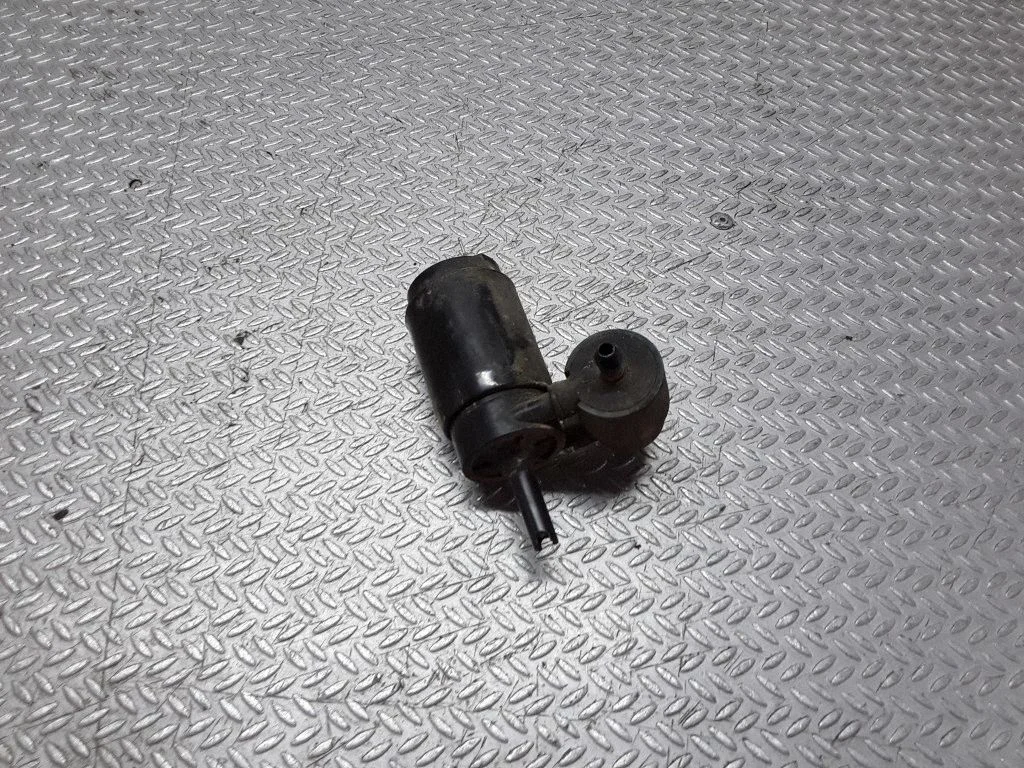 Windscreen/windshield washer pump