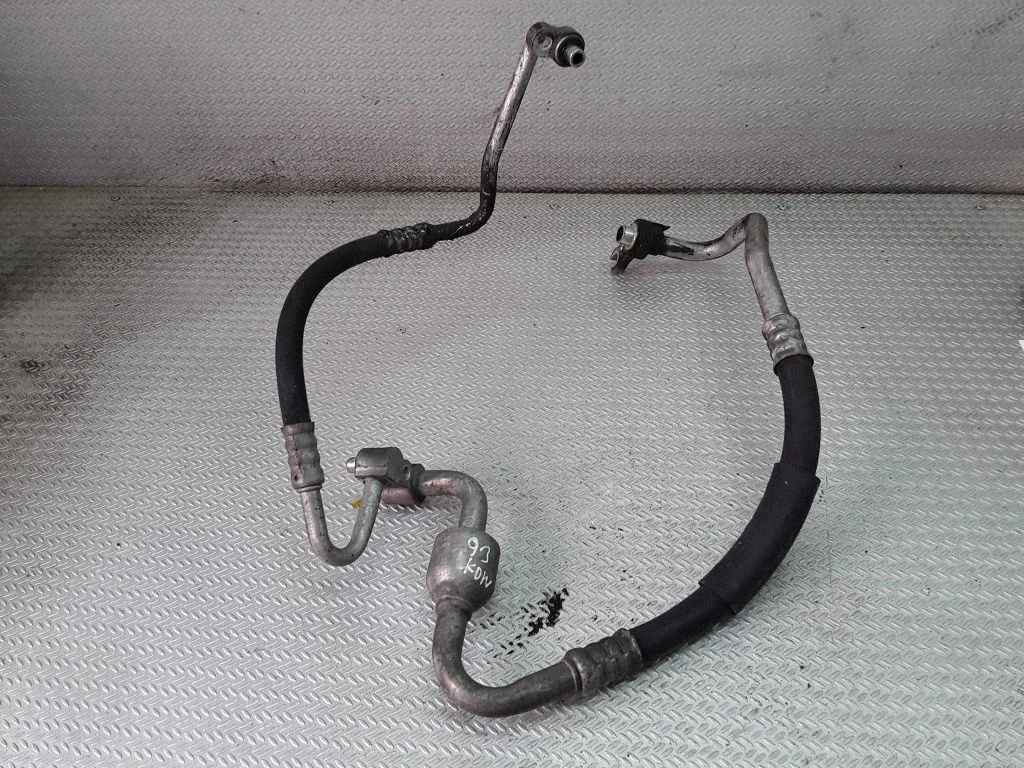 Air conditioning (A/C) pipe/hose