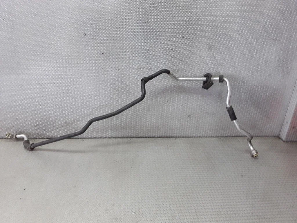 Air conditioning (A/C) pipe/hose