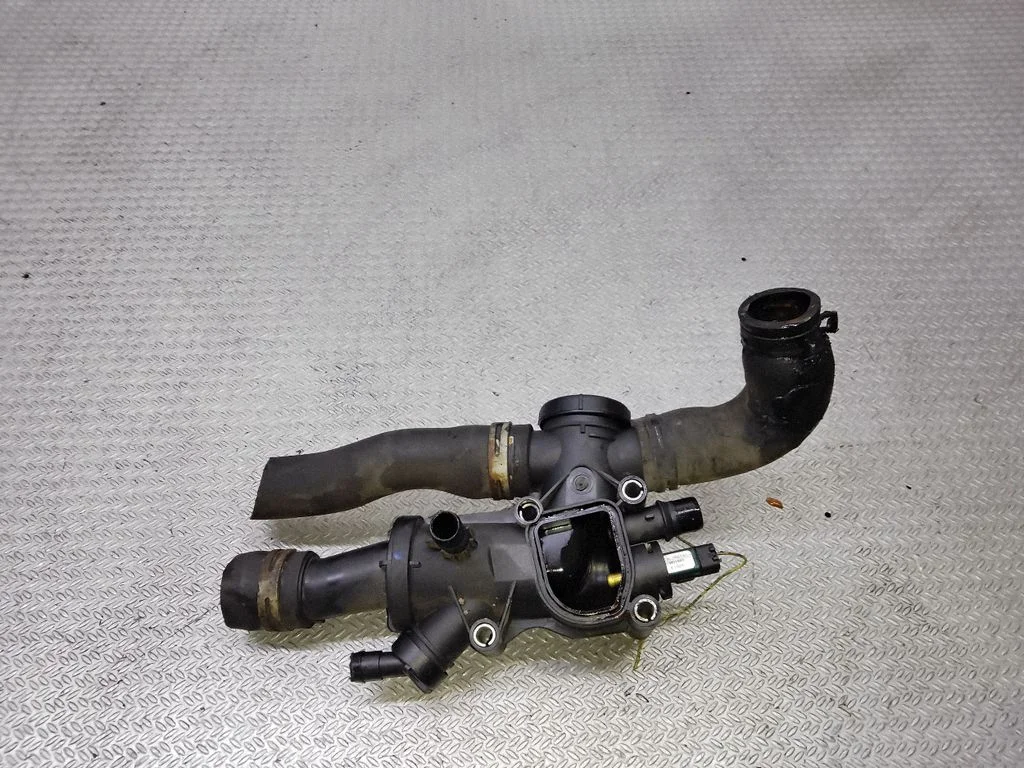 Termostat / obudowa termostatu 361808624