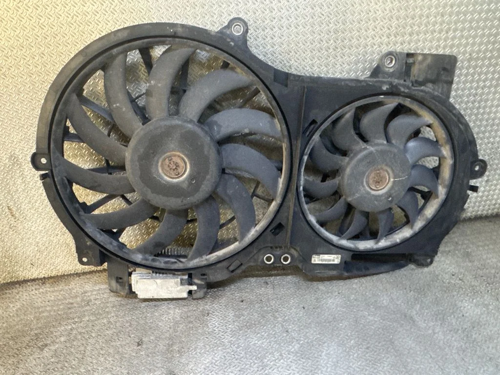 Electric radiator cooling fan 4F0121003A