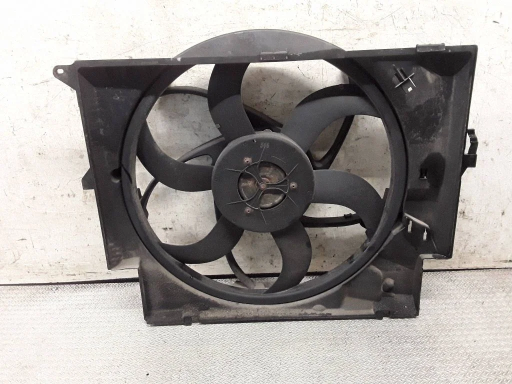 Electric radiator cooling fan – BMW 3 Series E90 E91 (2005-2012)