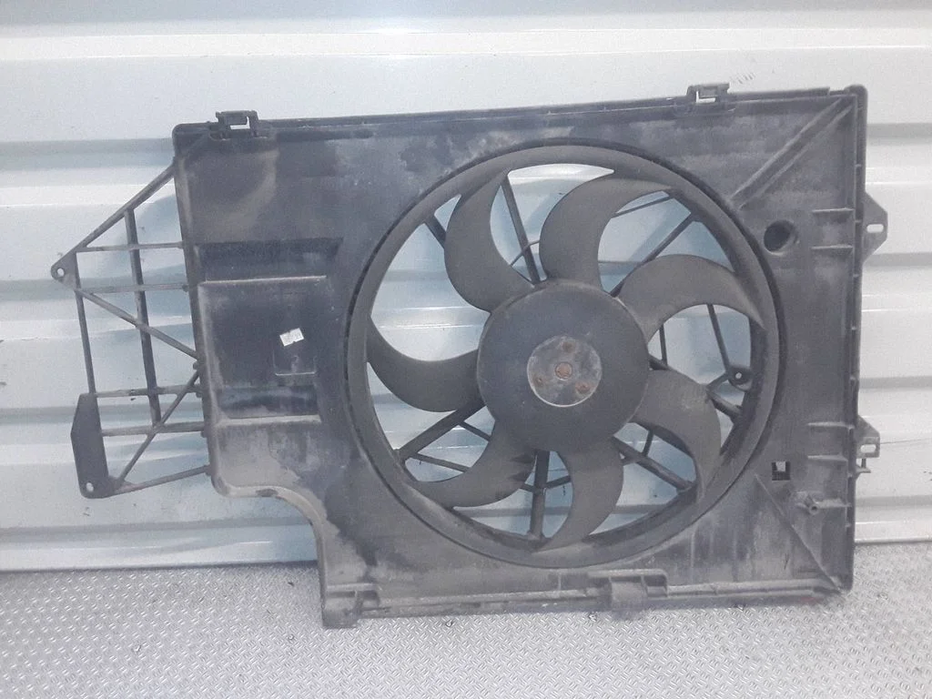 Elektriline radiaatori jahutusventilaator 7H0121201DA