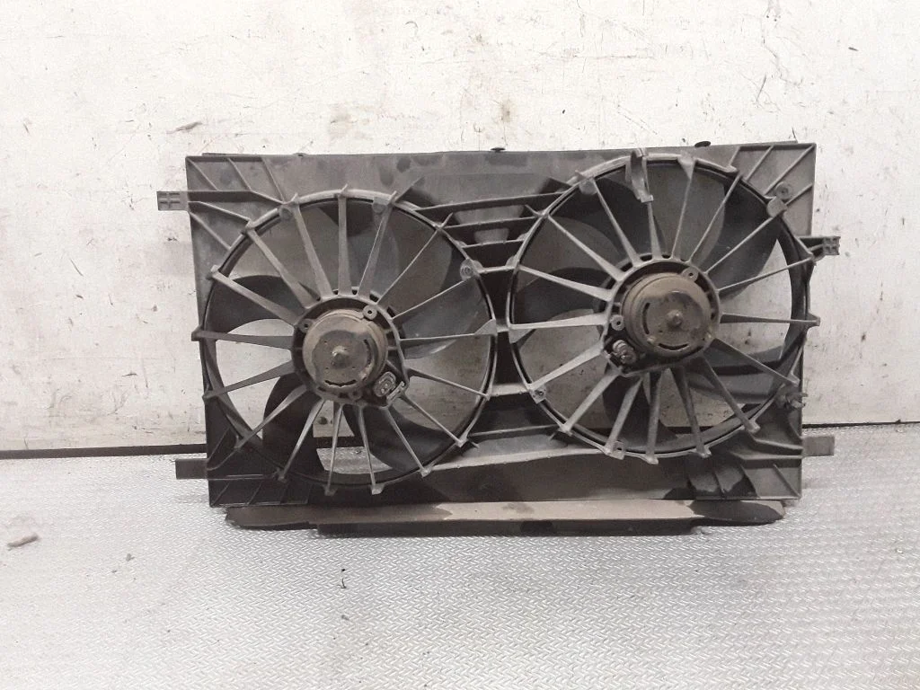Electric radiator cooling fan