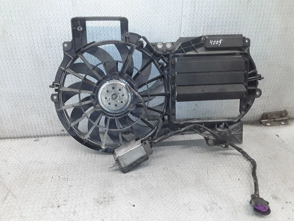 Elektriskais radiatora ventilators 4F0121003D