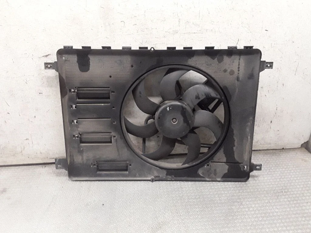 Electric radiator cooling fan