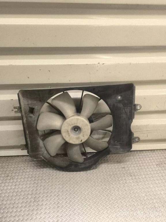 Elektriline radiaatori jahutusventilaator – Honda FR-V (2004-2009)