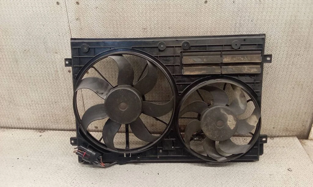 Elektriskais radiatora ventilators 1K0121207AT