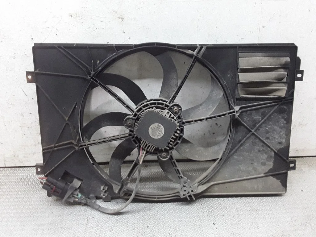Electric radiator cooling fan 1K0121205AA