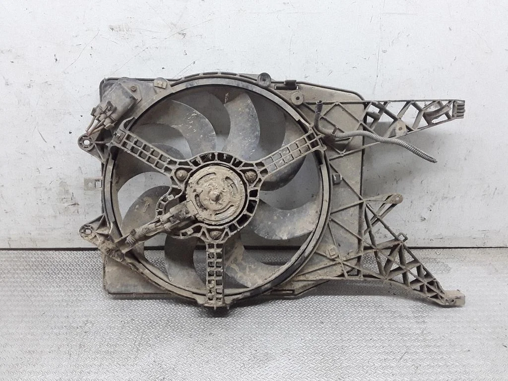 Electric radiator cooling fan 877600200