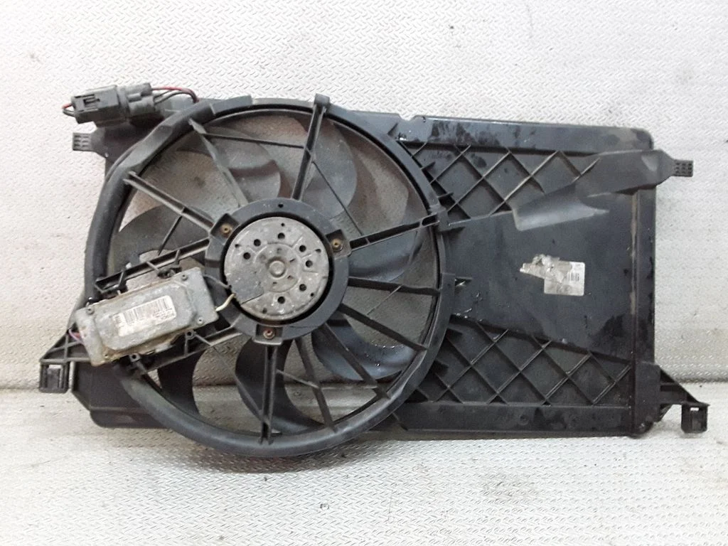 Electric radiator cooling fan 3M5H8C607RG