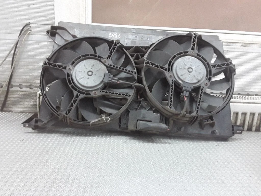 Electric radiator cooling fan