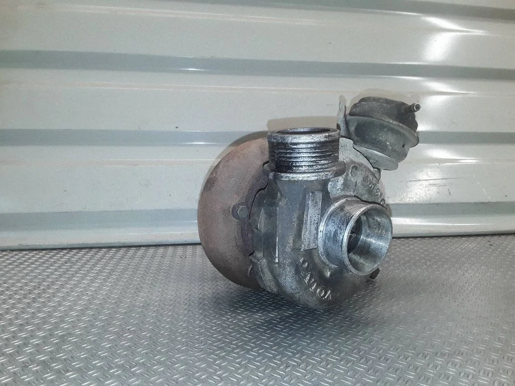 Turbosprężarka 8653146