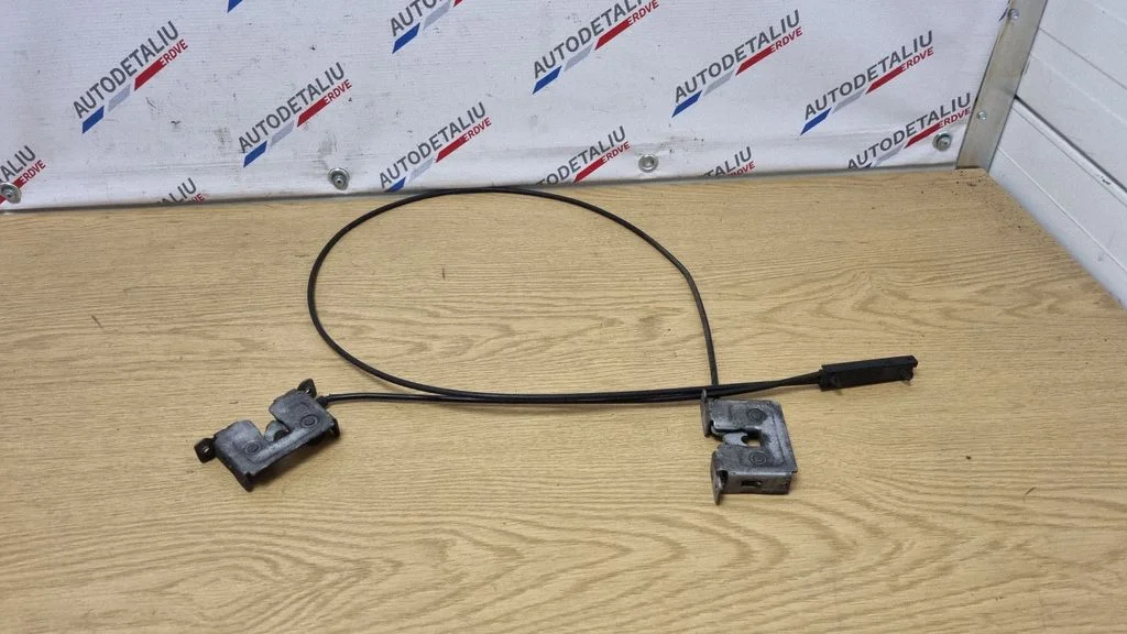 Zamek maski – BMW Seria 5 E60 E61 (2004-2010)