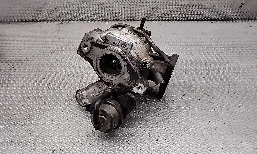 Turbo – Toyota Corolla Verso E121 (2001-2004)
