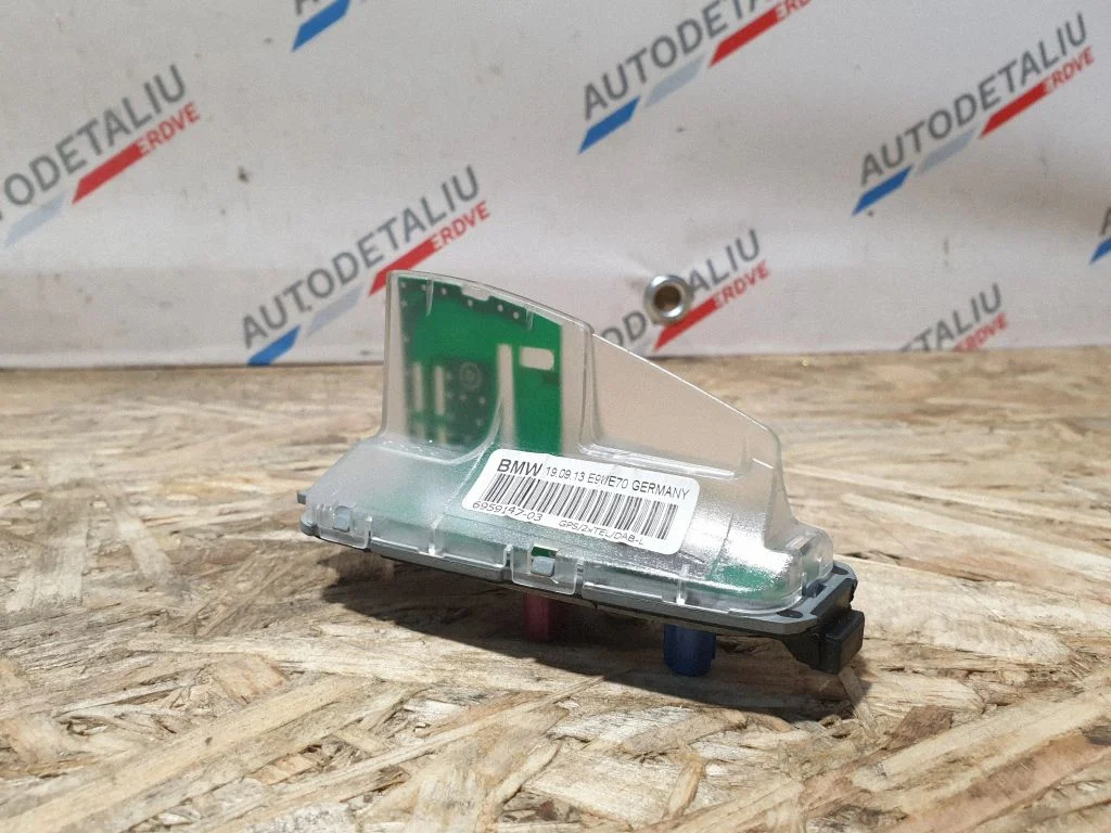 Aerial GPS antenna – BMW X5 F15 (2013-2017)