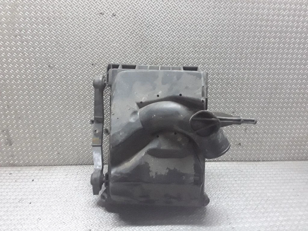 Air filter box 44612585901