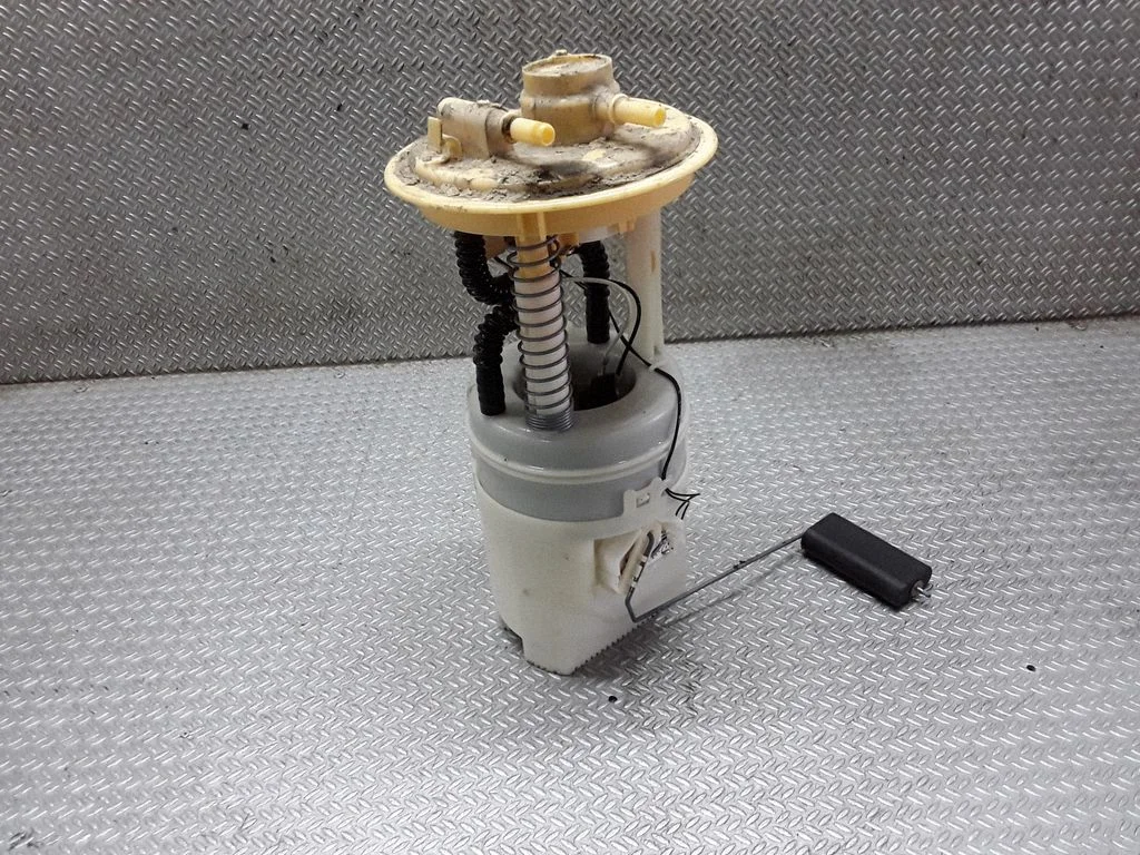 In-tank fuel pump – Mitsubishi Colt CZ3 (2006-2009)
