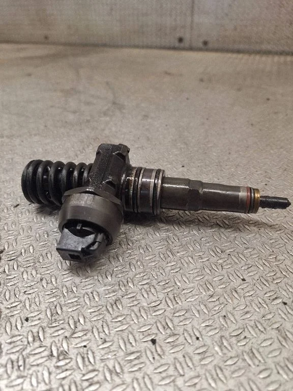 Fuel injector 0414720312