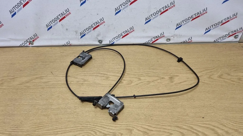 Engine bonnet/hood lock/catch – BMW 6 Series E63 E64 (2002-2010)