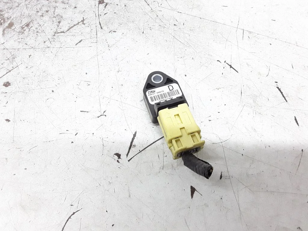 Airbag deployment crash/impact sensor 898310W010