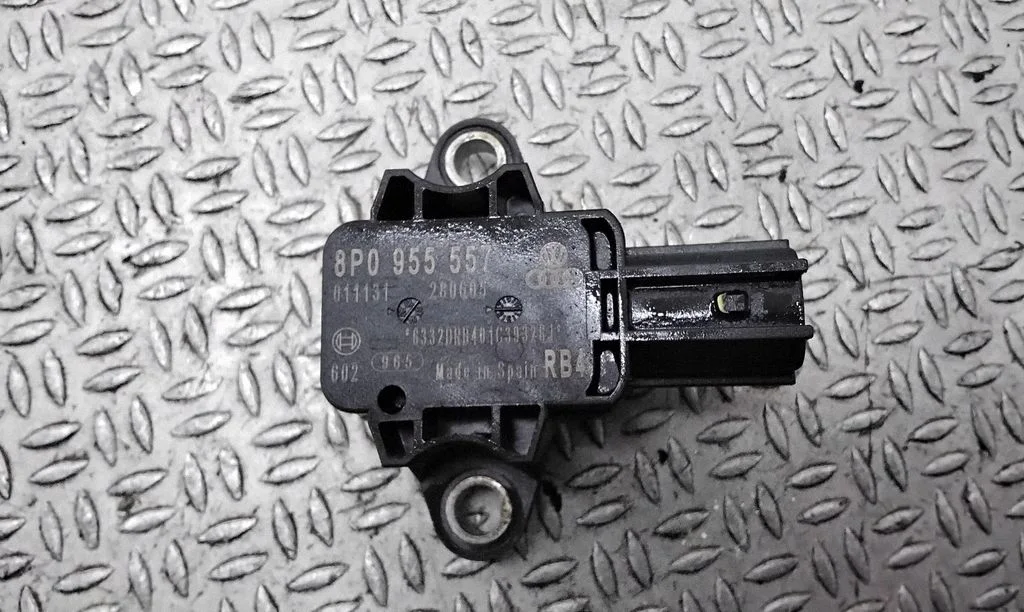 Airbag deployment crash/impact sensor 8P0955557