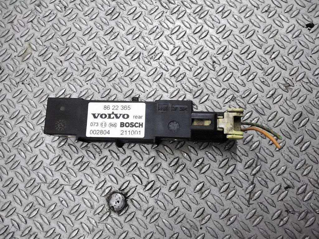 Airbag deployment crash/impact sensor 8622365