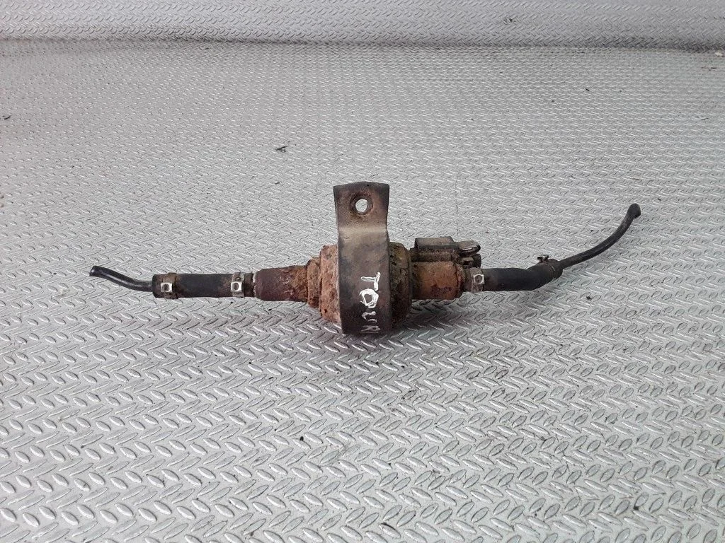 Pompa paliwa ogrzewania postojowego (Webasto) – Volkswagen Touareg I (2002-2010)