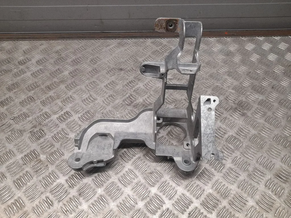Brake pedal bracket assembly 4G1723117