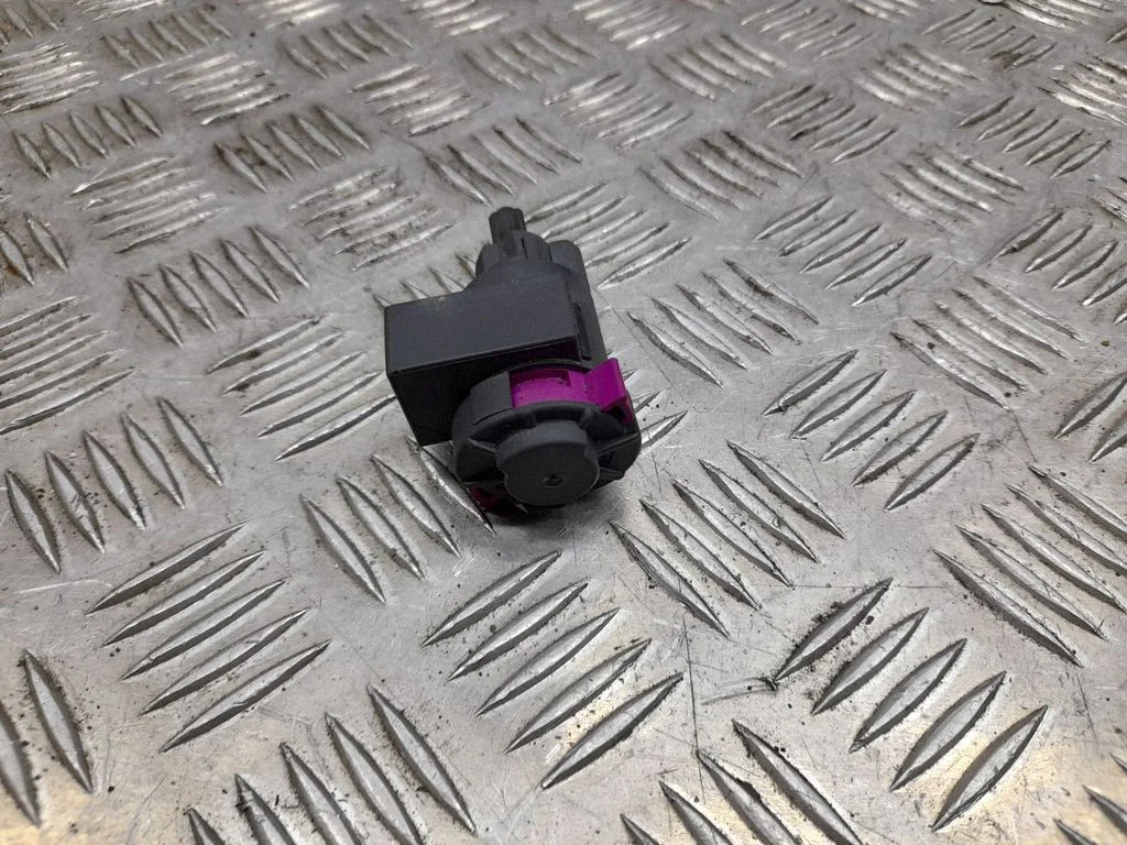 Bremžu pedāļa sensors 4F0945459