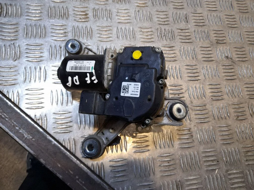Tīrītāju motoriņš DS7317504BF