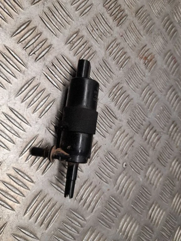 Tulepesuvedeliku pump – Audi A8 S8 D4 4H (2010-2016)