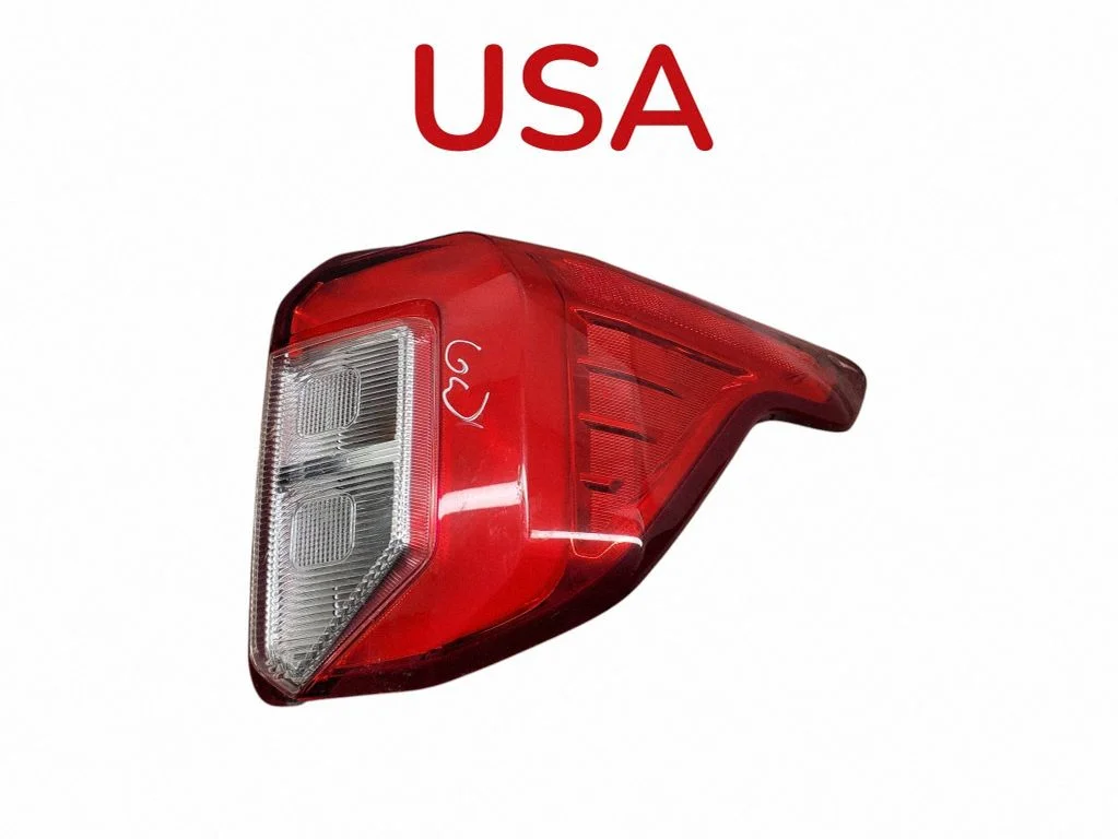 Rear/tail lights LB5B13404A