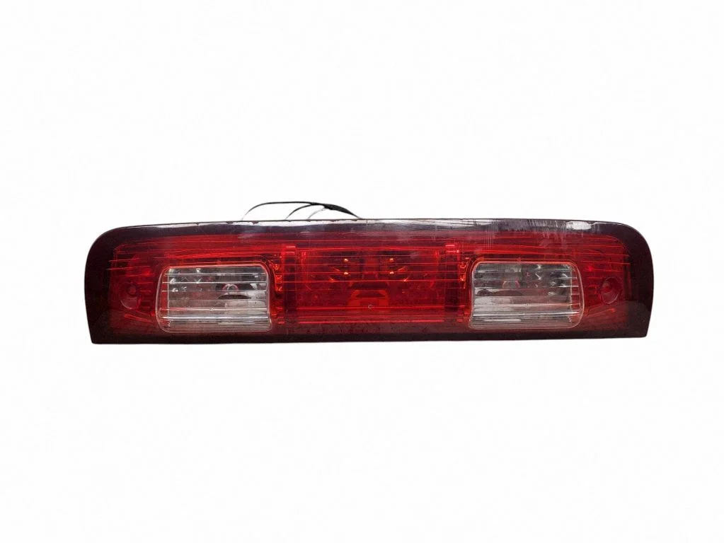 Third/center stoplight – Dodge RAM 1500 DS (2009-)